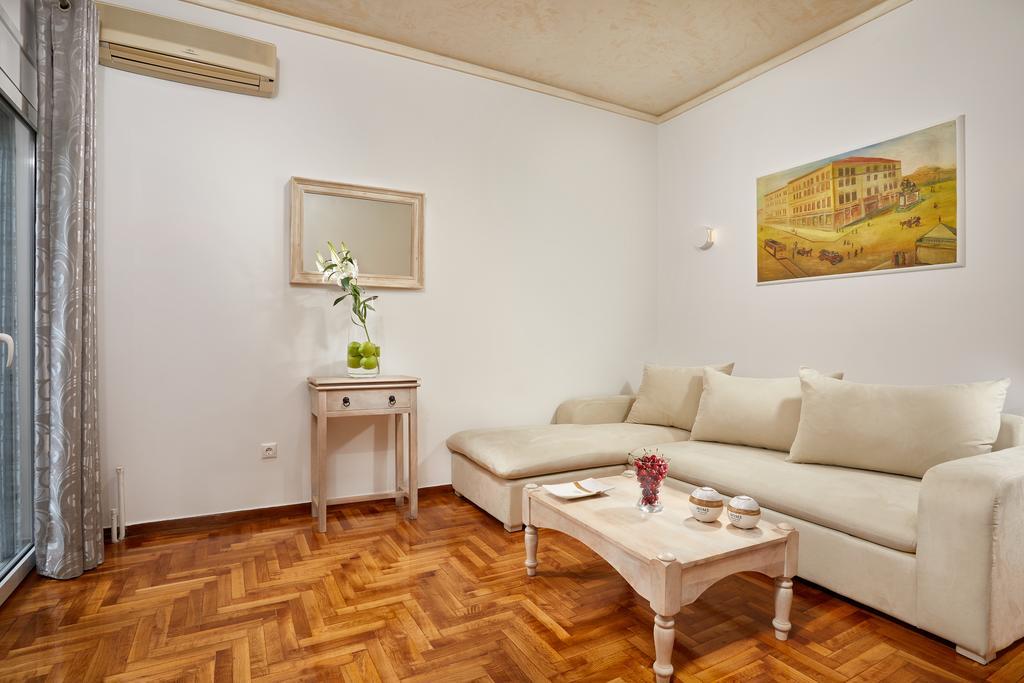 Modern And Cozy Apartment In The Centre Of Афины Экстерьер фото